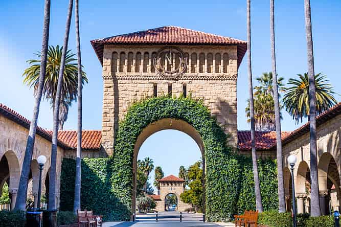 IvyWise On-Demand: A Look Inside Stanford with Admissions Experts